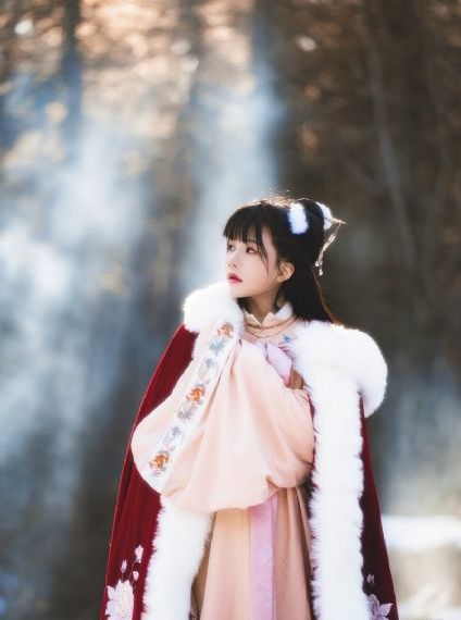 日本亚洲嘘嘘偷窥撒尿